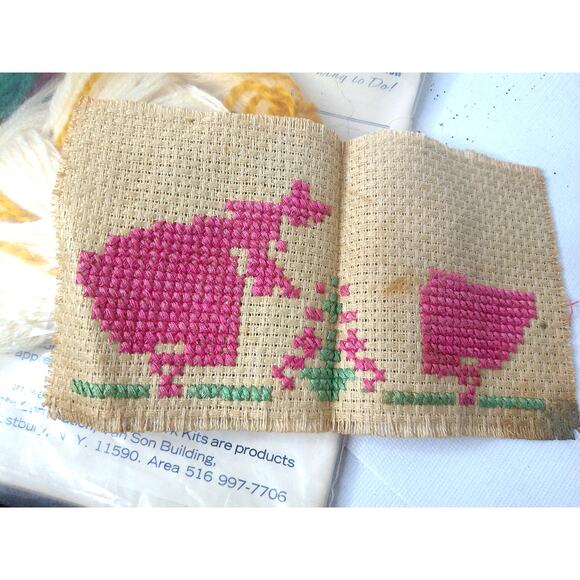 Vintage Ethno Art Poodle Needlepoint Kit Made In France READ - Picture 4 of 8